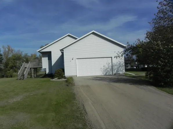 103 2nd St, Argusville, ND 58005