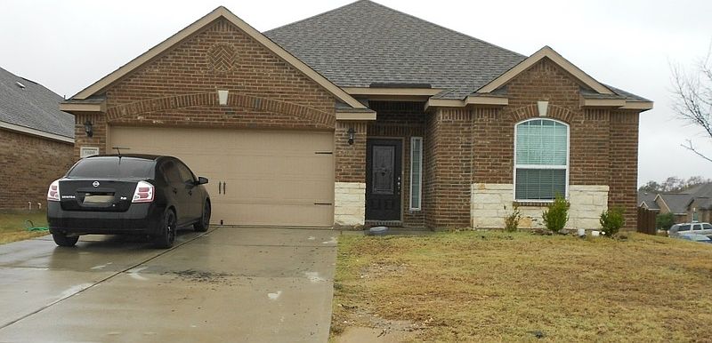 1st image of 1800 Olive Ln