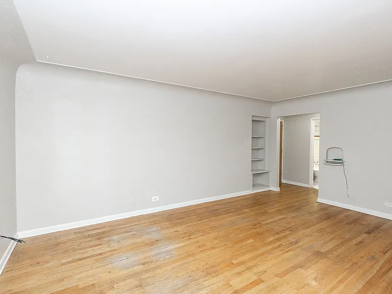 Belmore Apartments — Photo 54