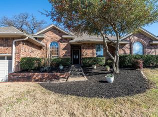 7932 Kendra Ln, North Richland Hills, TX 76182
