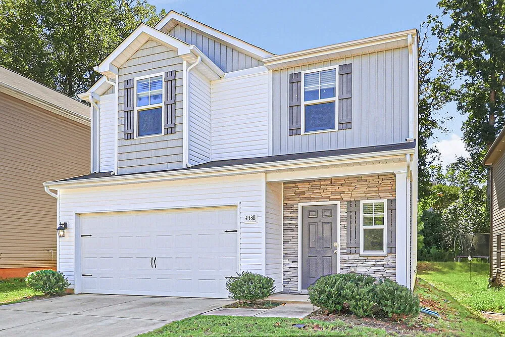 4 bed, 2.5 bath, 1998 sqft, $2,475 — Photo 4