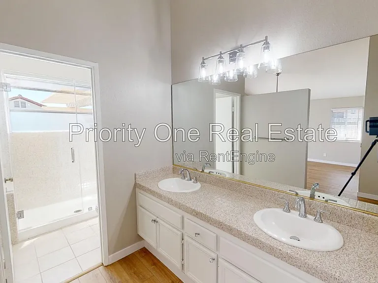 12441 Kestrel St — Photo 21