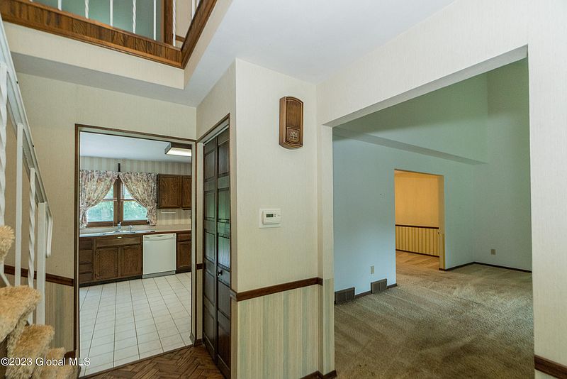 3rd image of 109 Southbury Road