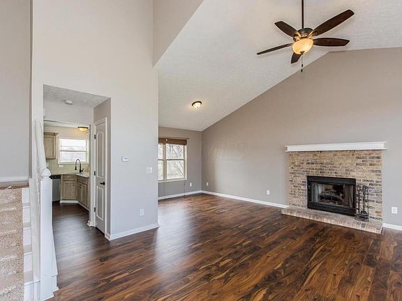 3rd image of 7330 Murrayfield Dr