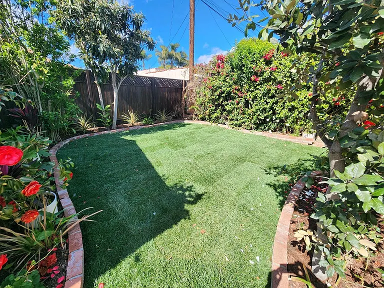2945 Oakhurst Ave — Photo 16
