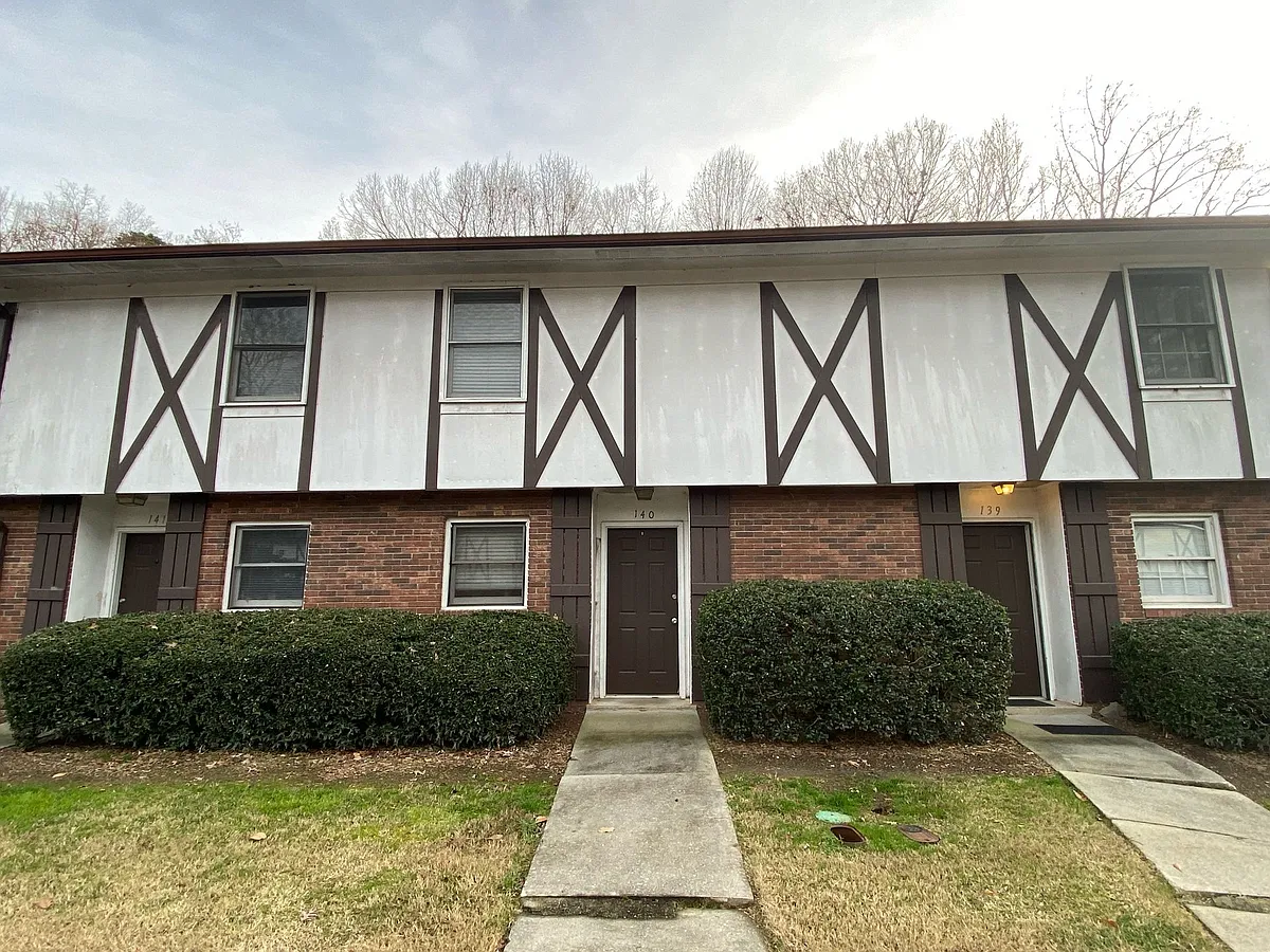 Building Photo - 1108 Tiger Blvd #140