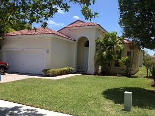 1st image of 1141 NE 37th Ave