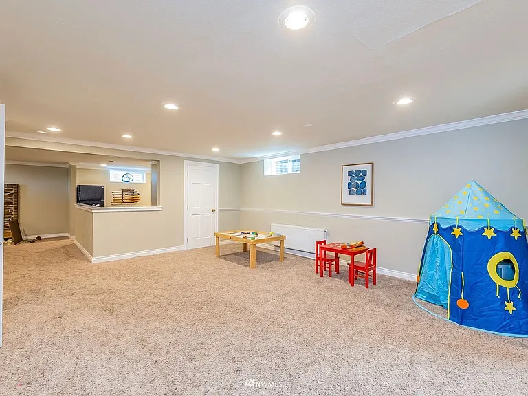 233 SW 189th Pl — Photo 22