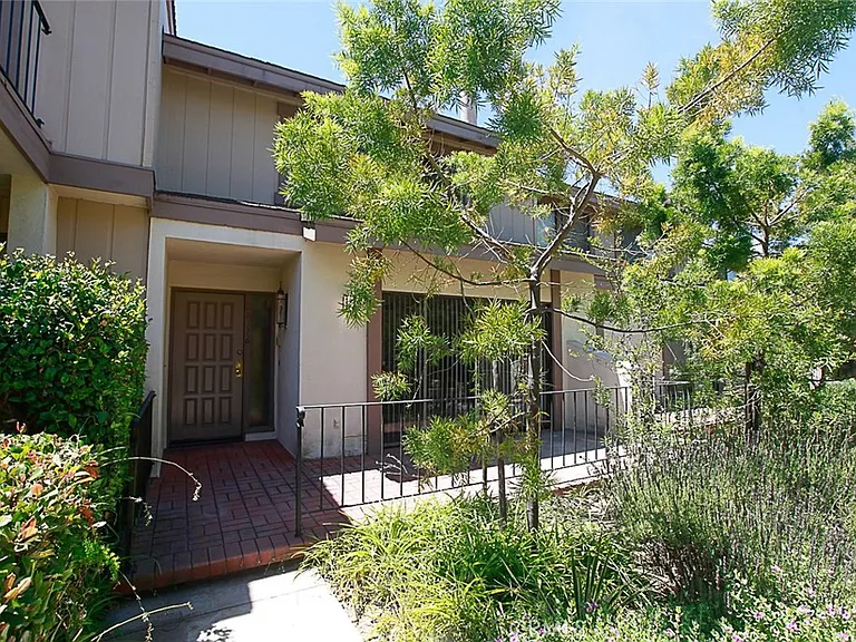 28116 Ridgepoint Ct — Photo 2