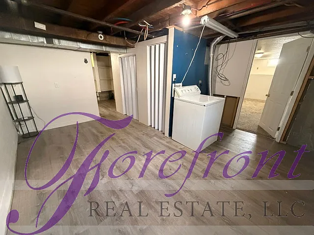 1105 S Locust St — Photo 10