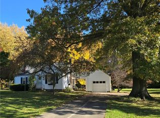 3751 Brookside Dr, Barberton, OH 44203