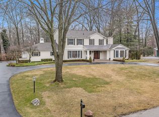 5078 Forest Way, Bloomfield Hills, MI 48302