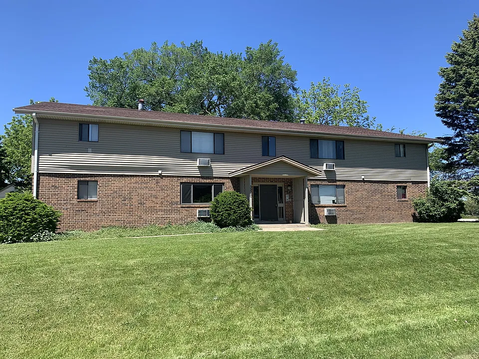 3240 Packer Dr #204