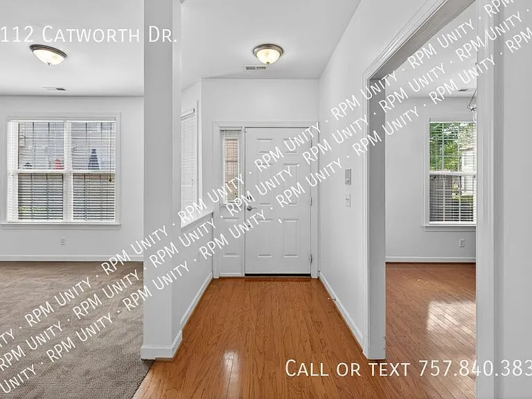2112 Catworth Dr — Photo 34