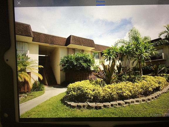 4th image of 13705 SW 91st Ct #E