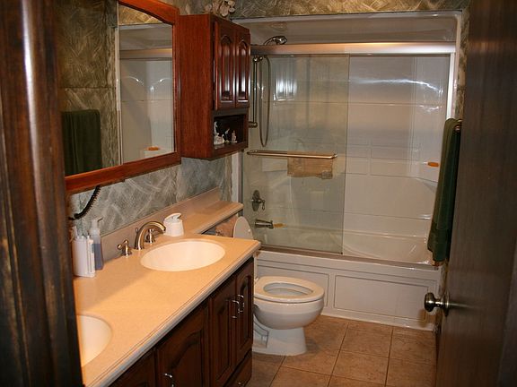 Main Floor Bath