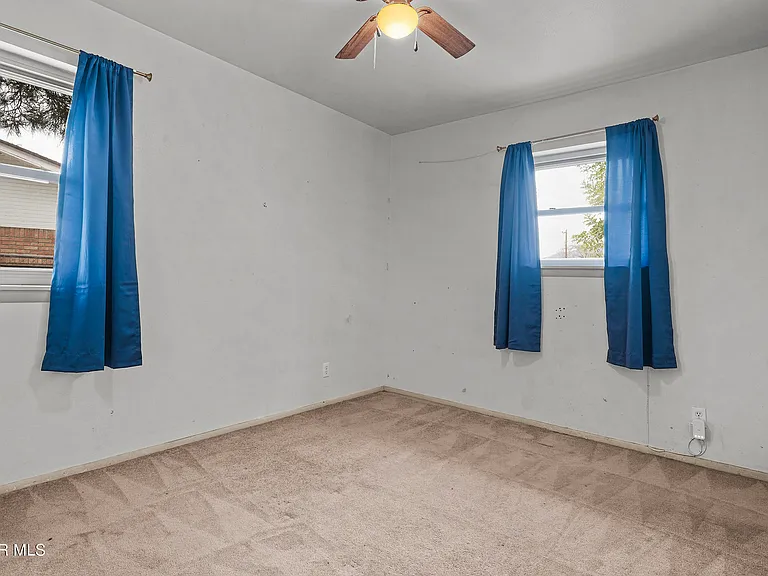10372 Shenandoah St — Photo 9