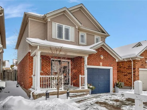 668 Karlsfeld Rd, Waterloo, ON N2T 2V3