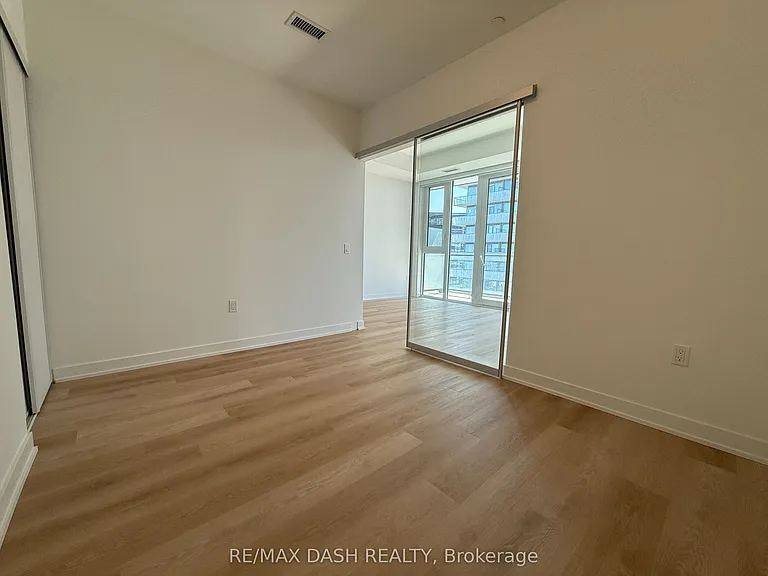628 Church St #4402 — Photo 20