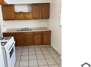 4936 Caroline Dr APT 8, Warrensville Heights, OH 44128