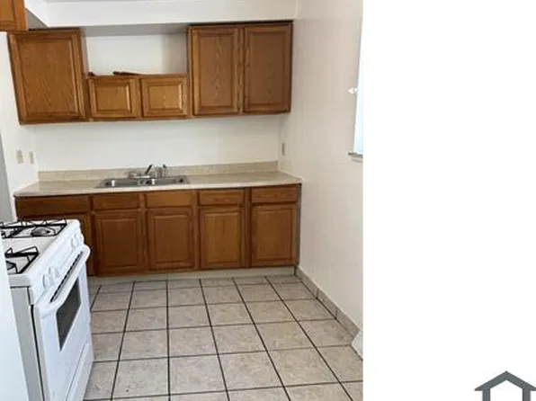 4936 Caroline Dr APT 8, Warrensville Heights, OH 44128