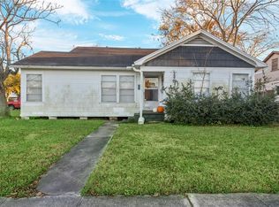 2302 Florida St, Baytown, TX 77520