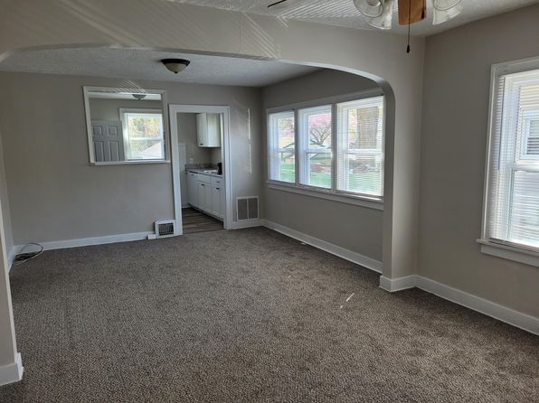 908 E Ferguson Ave