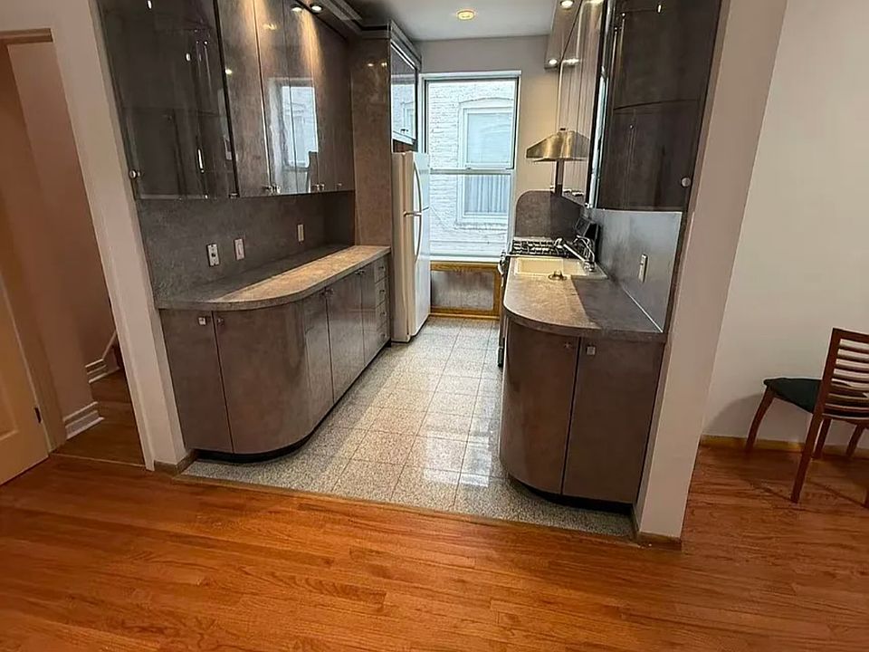 1st image of 2274 E 22nd St Floor 1