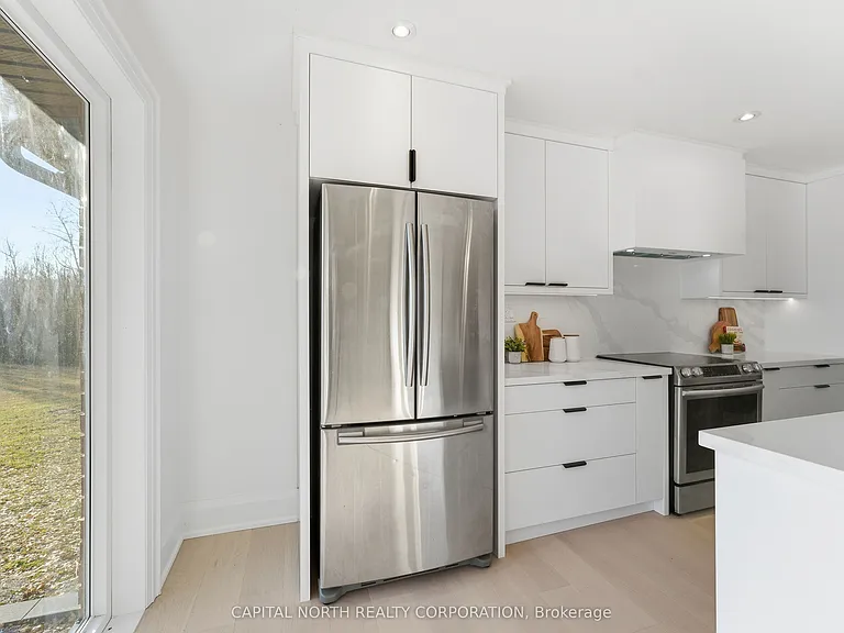26375 Woodbine Ave — Photo 12