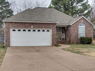 506 Castleview Dr, Lebanon, TN 37087