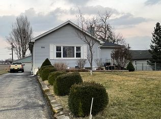 206 SE Circle Dr, Joliet, IL