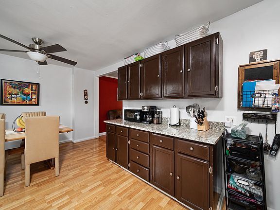 5th image of 1542 N 22nd Ave #1542