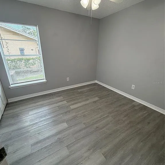 404 San Gabriel St — Photo 9