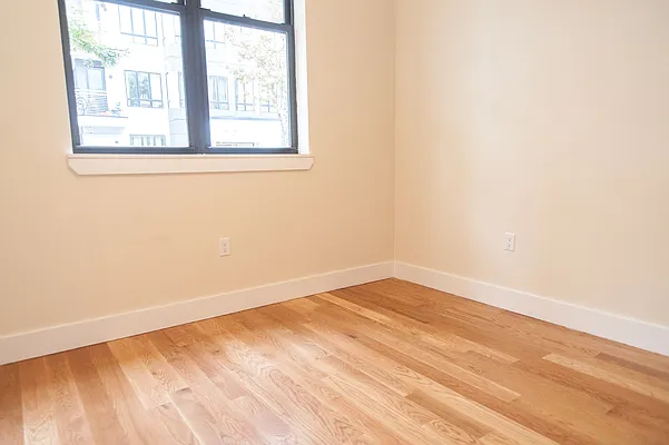 Rented by Nooklyn NYC LLC | media 42