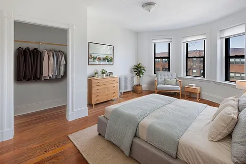 866 Huntington Ave #3 Photo 1