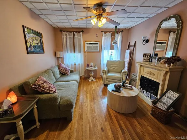 78-52 79 Lane image 4 of 14