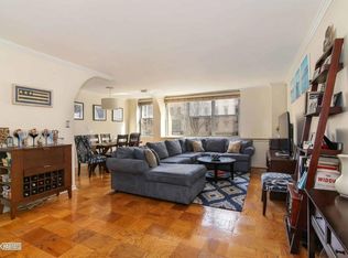 32 Gramercy Park S #2G, New York, NY 10003