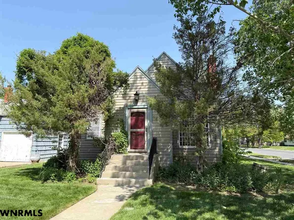 2401 Avenue D, Scottsbluff, NE 69361