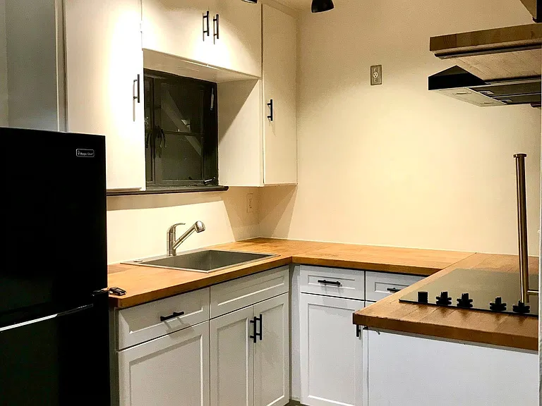1530 E Diamond St #1/2 — Photo 14