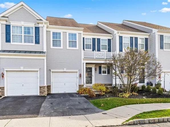 2 Bainbridge #1303, Newburgh, NY 12550