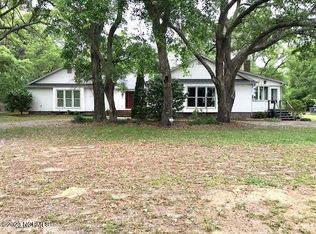 6810 Roberta Rd SW, Ocean Isle Beach, NC 28469