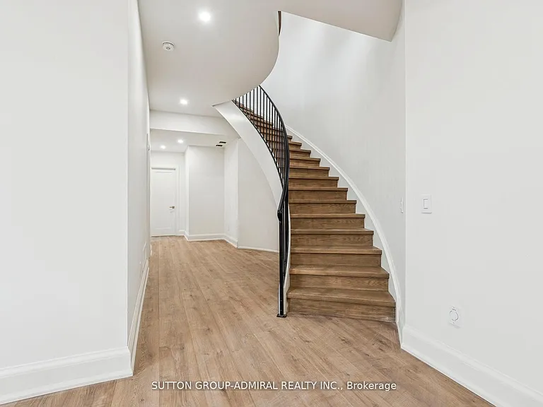 78 Burncrest Dr — Photo 29