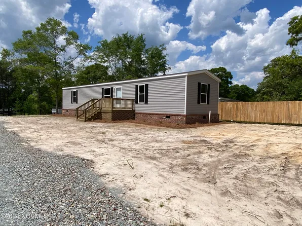 2746 Borough Road, Currie, NC 28435