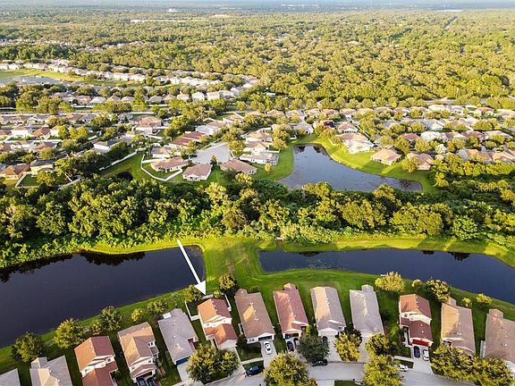 4th image of 11521 Hammocks Glade Dr
