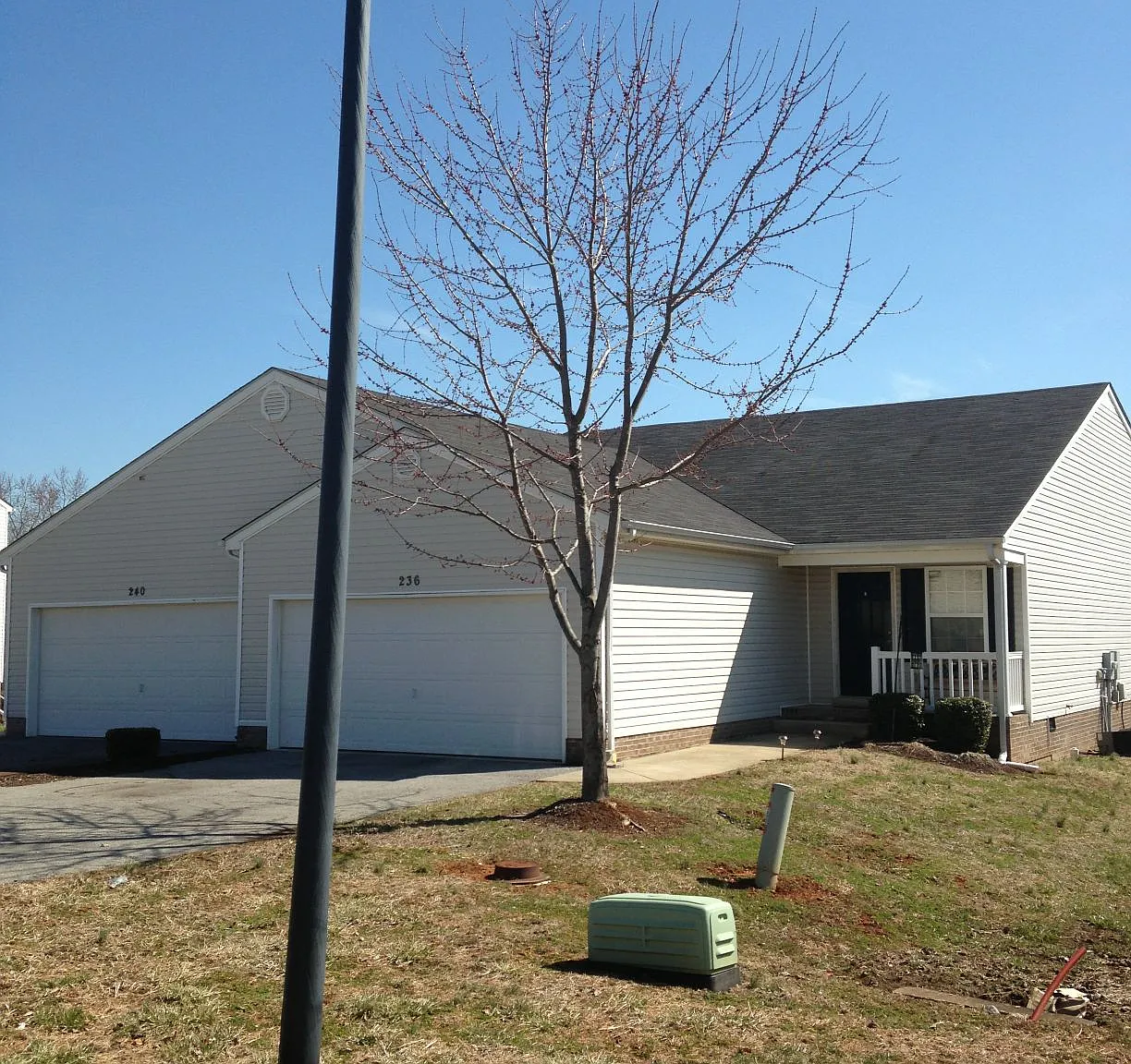 236/240 Hanover Ct. - 236 — Photo 1