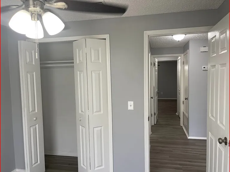 8255 Yolanda Ct — Photo 8