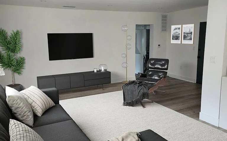 465 S Le Doux Rd #14 — Photo 3