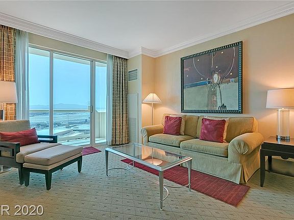 4th image of 145 W Harmon Ave #2102