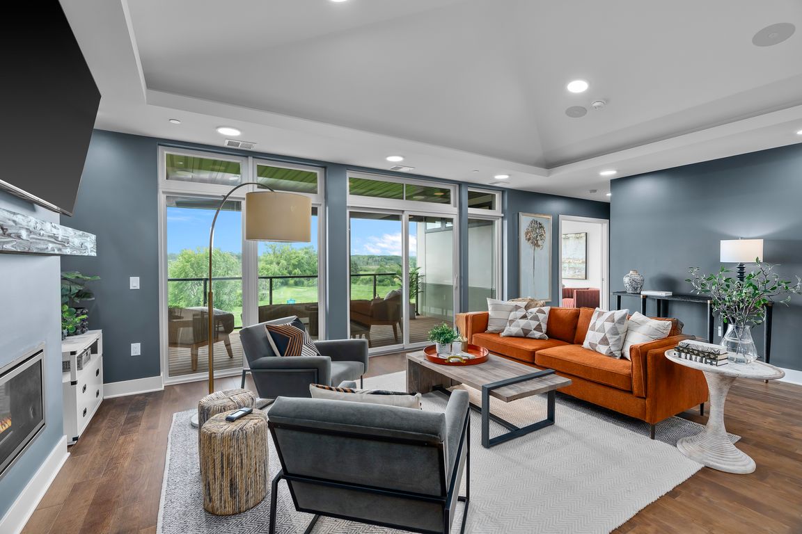 next background image