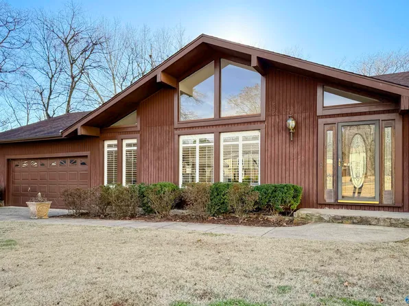 7906 Double Tree Dr SE, Huntsville, AL 35802